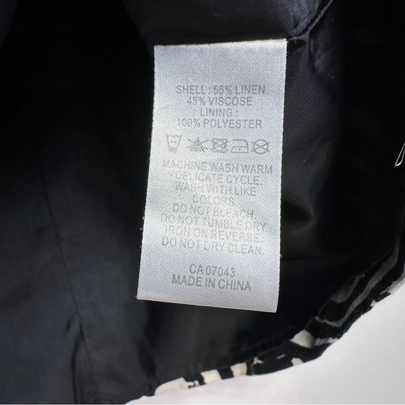 Clements Ribeiro Linen Blend Abstract Circle Print Skirt | Black & White A-Line - Picture 5 of 7